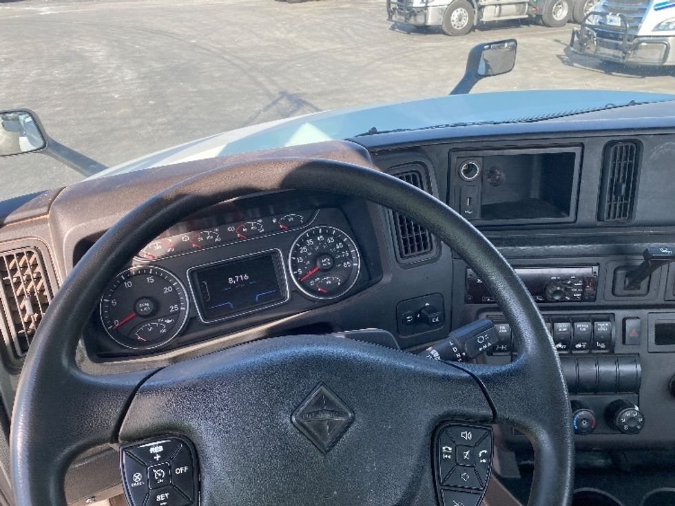 Day Cab Tractor-Heavy Duty Tractors-International-2019-LT625-East Chicago-IN-449,673\n\t\tmiles-$ 22,750 - Image 11