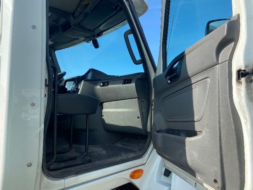 Day Cab Tractor-Heavy Duty Tractors-International-2019-LT625-East Chicago-IN-449,673\n\t\tmiles-$ 22,750 - Image 12