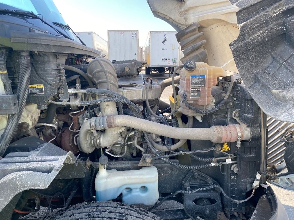 Day Cab Tractor-Heavy Duty Tractors-International-2019-LT625-East Chicago-IN-449,673\n\t\tmiles-$ 22,750 - Image 15