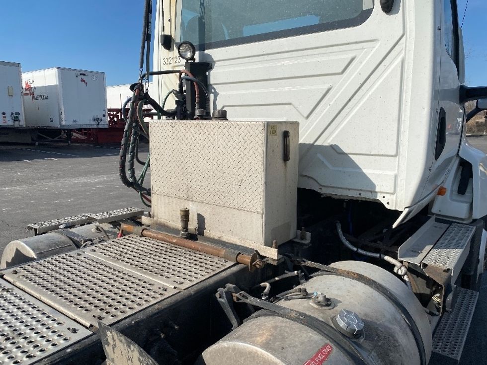 Day Cab Tractor-Heavy Duty Tractors-International-2019-LT625-East Chicago-IN-449,673\n\t\tmiles-$ 22,750 - Image 18