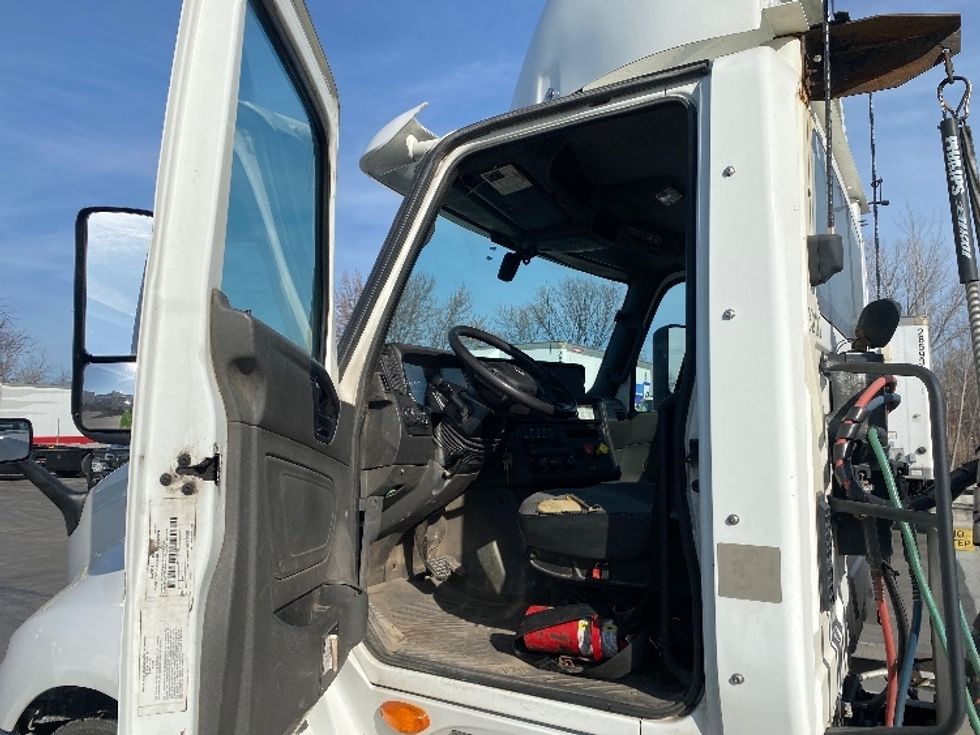 Day Cab Tractor-Heavy Duty Tractors-International-2019-LT625-East Chicago-IN-449,673\n\t\tmiles-$ 22,750 - Image 9