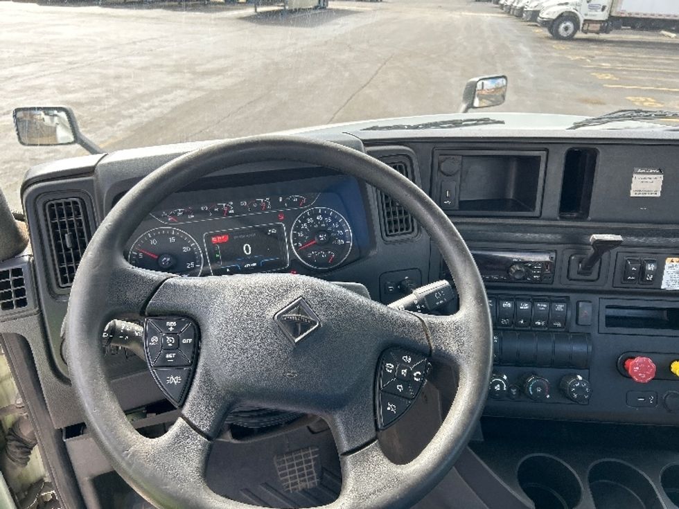 Day Cab Tractor-Heavy Duty Tractors-International-2019-LT625-East Chicago-IN-457,186\n\t\tmiles-$ 22,750 - Image 11
