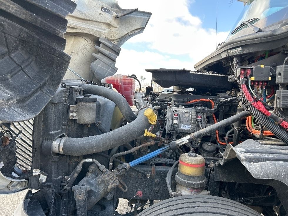 Day Cab Tractor-Heavy Duty Tractors-International-2019-LT625-East Chicago-IN-457,186\n\t\tmiles-$ 22,750 - Image 16