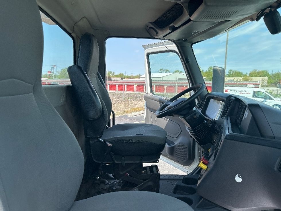 Day Cab Tractor-Heavy Duty Tractors-International-2019-LT625-East Chicago-IN-533,158\n\t\tmiles-$ 22,750 - Image 14