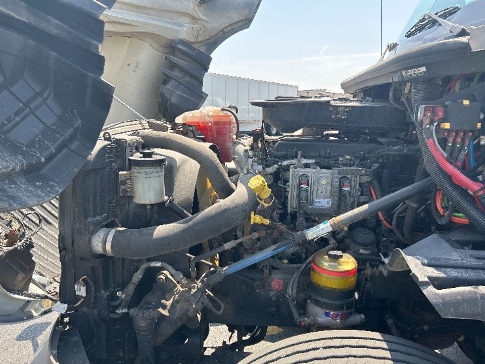 Day Cab Tractor-Heavy Duty Tractors-International-2019-LT625-East Chicago-IN-533,158\n\t\tmiles-$ 22,750 - Image 16