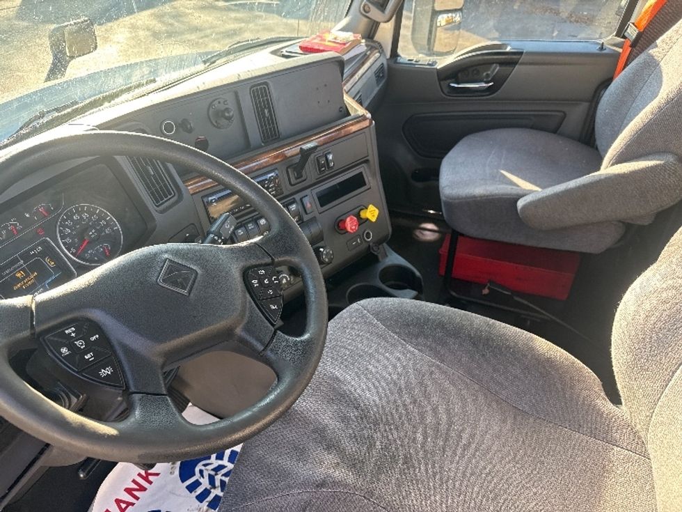 Day Cab Tractor-Heavy Duty Tractors-International-2019-LT625-East Chicago-IN-565,919\n\t\tmiles-$ 28,250 - Image 10