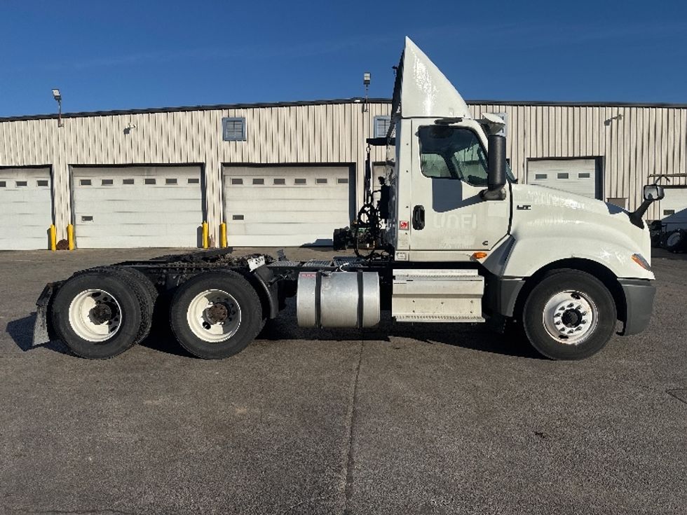 Day Cab Tractor-Heavy Duty Tractors-International-2019-LT625-East Chicago-IN-565,919\n\t\tmiles-$ 28,250 - Image 8