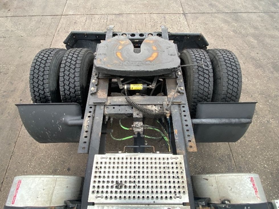 Day Cab Tractor-Heavy Duty Tractors-International-2019-LT625-East Chicago-IN-572,915\n\t\tmiles-$ 14,000 - Image 17