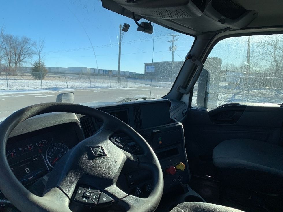 Day Cab Tractor-Heavy Duty Tractors-International-2019-LT625-East Liberty-OH-317,126\n\t\tmiles-$ 25,500 - Image 10
