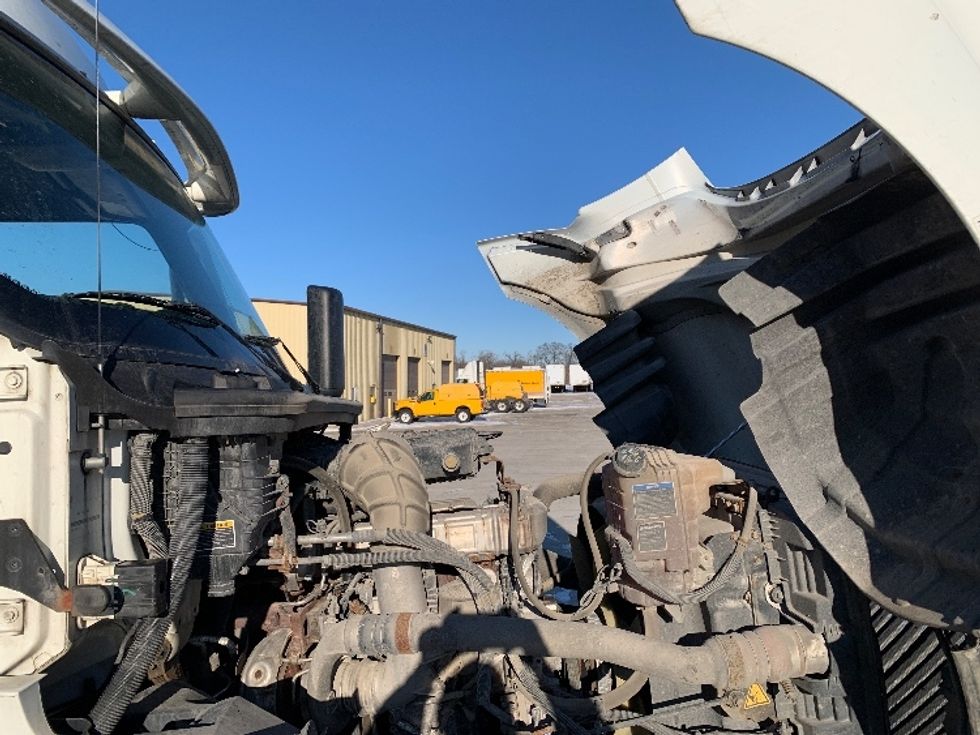 Day Cab Tractor-Heavy Duty Tractors-International-2019-LT625-East Liberty-OH-317,126\n\t\tmiles-$ 25,500 - Image 15