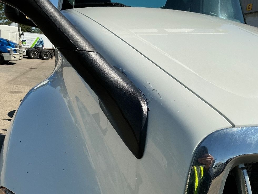 Day Cab Tractor-Heavy Duty Tractors-International-2019-LT625-Edmonton-AB-293,194\n\t\tkm-$ 68,250 - Image 17