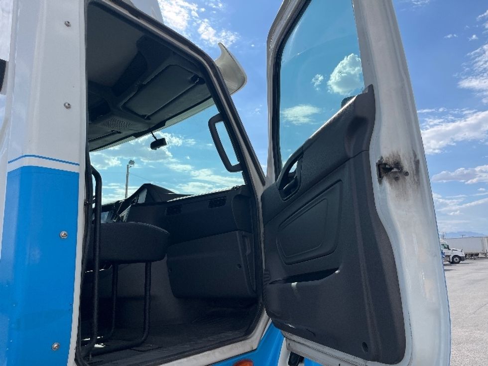 Day Cab Tractor-Heavy Duty Tractors-International-2019-LT625-El Paso-TX-306,485\n\t\tmiles-$ 32,250 - Image 12