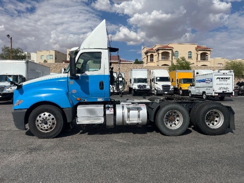 Day Cab Tractor-Heavy Duty Tractors-International-2019-LT625-El Paso-TX-306,485\n\t\tmiles-$ 32,250 - Image 4