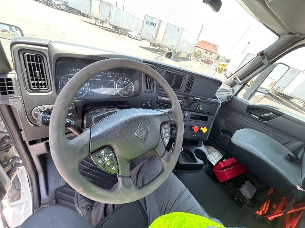 Day Cab Tractor-Heavy Duty Tractors-International-2019-LT625-El Paso-TX-392,282\n\t\tmiles-$ 29,000 - Image 10