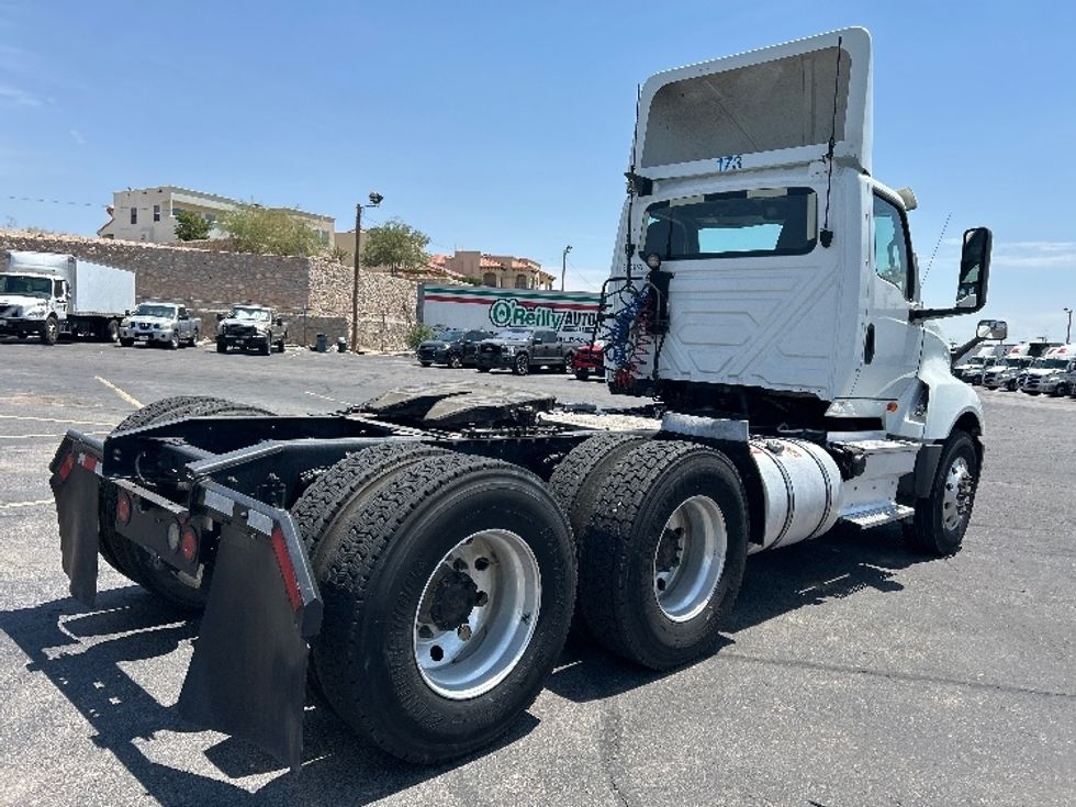 Day Cab Tractor-Heavy Duty Tractors-International-2019-LT625-El Paso-TX-392,282\n\t\tmiles-$ 29,000 - Image 7