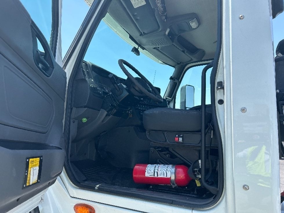 Day Cab Tractor-Heavy Duty Tractors-International-2019-LT625-El Paso-TX-392,282\n\t\tmiles-$ 29,000 - Image 9