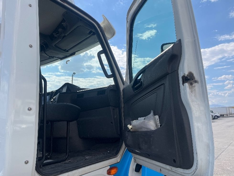Day Cab Tractor-Heavy Duty Tractors-International-2019-LT625-El Paso-TX-398,840\n\t\tmiles-$ 28,500 - Image 12