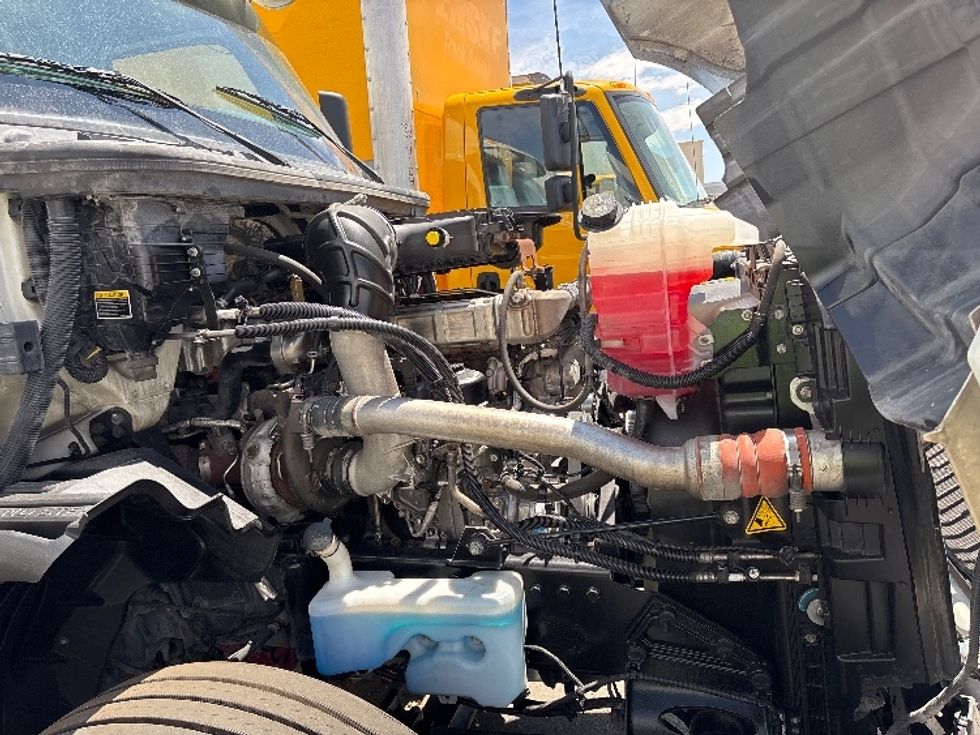 Day Cab Tractor-Heavy Duty Tractors-International-2019-LT625-El Paso-TX-762,747\n\t\tmiles-$ 22,500 - Image 15