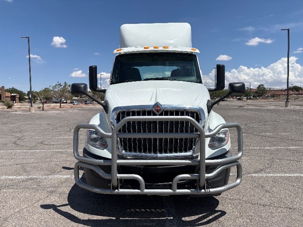 Day Cab Tractor-Heavy Duty Tractors-International-2019-LT625-El Paso-TX-762,747\n\t\tmiles-$ 22,500 - Image 2