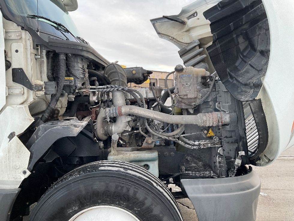 Day Cab Tractor-Heavy Duty Tractors-International-2019-LT625-Elkhart-IN-300,229\n\t\tmiles-$ 33,750 - Image 15