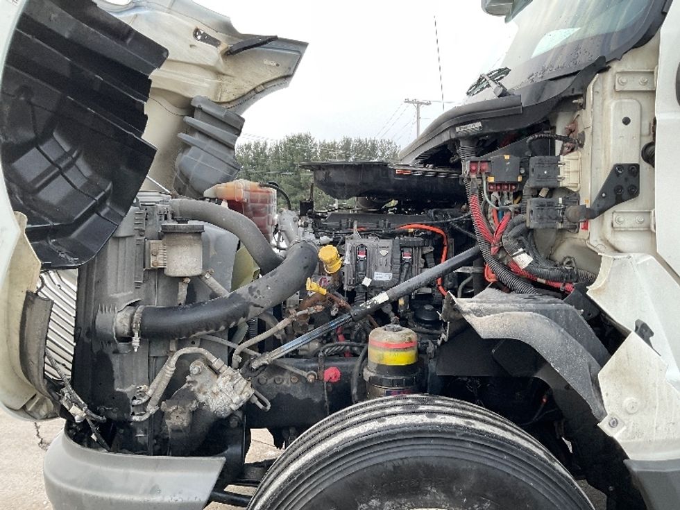 Day Cab Tractor-Heavy Duty Tractors-International-2019-LT625-Elkhart-IN-300,229\n\t\tmiles-$ 33,750 - Image 16