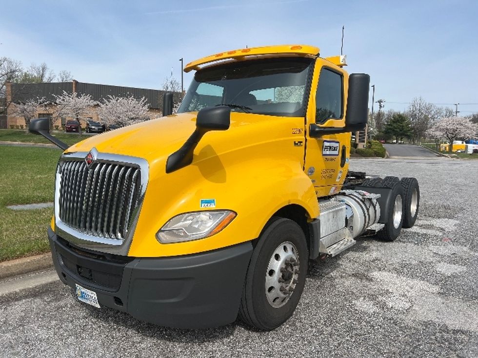 Day Cab Tractor-Heavy Duty Tractors-International-2019-LT625-Essex-MD-357,493\n\t\tmiles-$ 23,000 - Image 3
