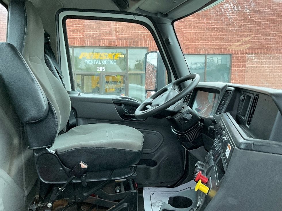 Day Cab Tractor-Heavy Duty Tractors-International-2019-LT625-Etobicoke-ON-259,199\n\t\tkm-$ 34,750 - Image 14