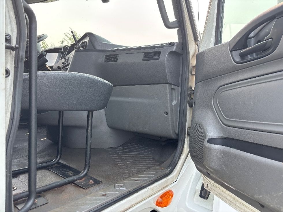Day Cab Tractor-Heavy Duty Tractors-International-2019-LT625-Everett-WA-405,077\n\t\tmiles-$ 24,000 - Image 12