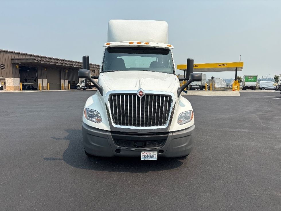 Day Cab Tractor-Heavy Duty Tractors-International-2019-LT625-Everett-WA-405,077\n\t\tmiles-$ 24,000 - Image 2