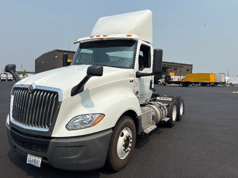 Day Cab Tractor-Heavy Duty Tractors-International-2019-LT625-Everett-WA-405,077\n\t\tmiles-$ 24,000 - Image 3