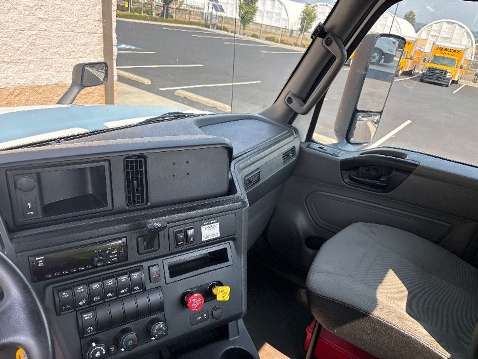 Day Cab Tractor-Heavy Duty Tractors-International-2019-LT625-Everett-WA-420,323\n\t\tmiles-$ 24,000 - Image 10