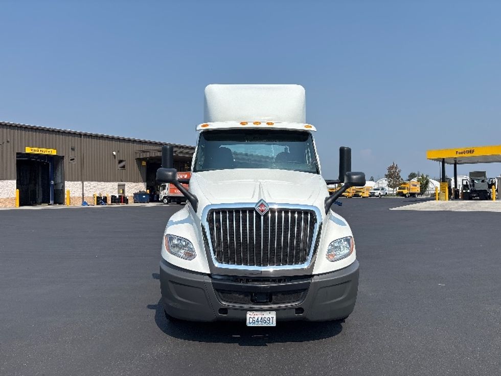 Day Cab Tractor-Heavy Duty Tractors-International-2019-LT625-Everett-WA-420,323\n\t\tmiles-$ 24,000 - Image 2