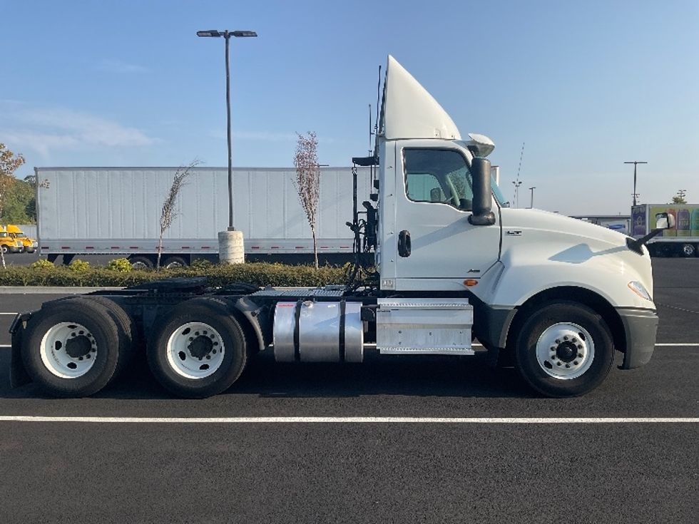 Day Cab Tractor-Heavy Duty Tractors-International-2019-LT625-Everett-WA-661,441\n\t\tmiles-$ 19,250 - Image 8
