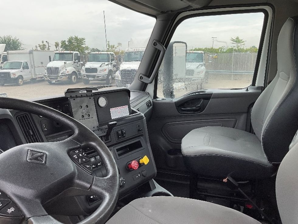 Day Cab Tractor-Heavy Duty Tractors-International-2019-LT625-Flint-MI-586,385\n\t\tmiles-$ 22,250 - Image 10