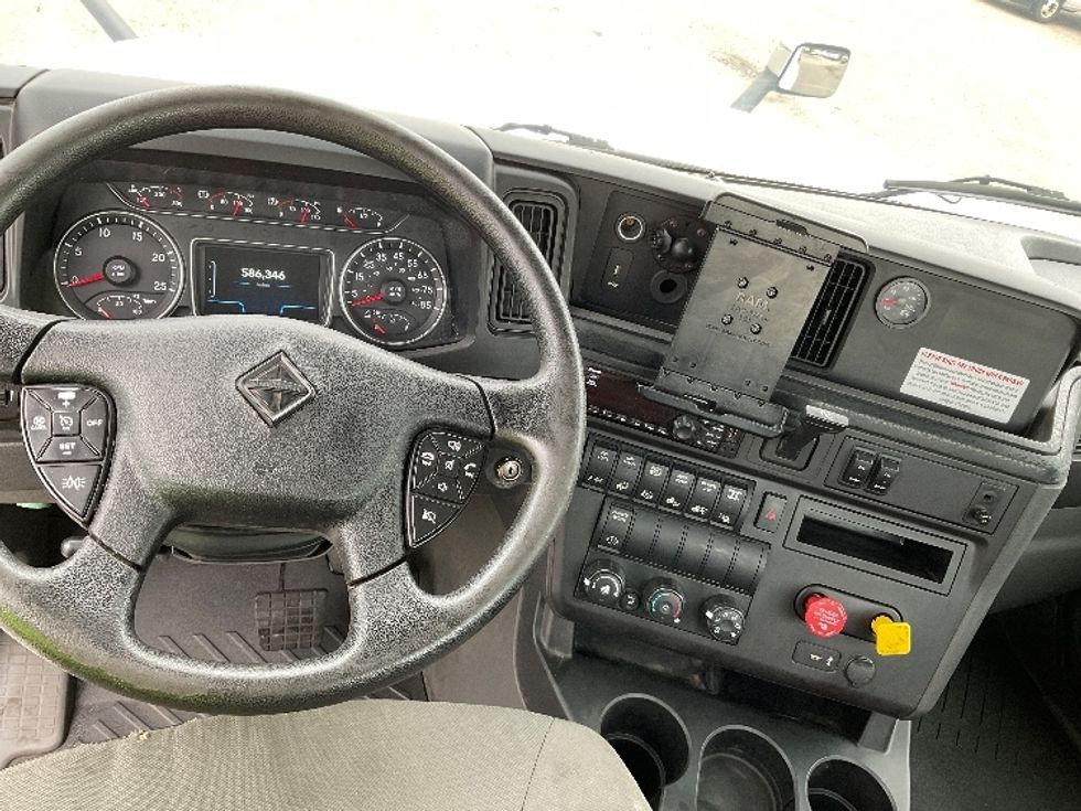 Day Cab Tractor-Heavy Duty Tractors-International-2019-LT625-Flint-MI-586,385\n\t\tmiles-$ 22,250 - Image 11