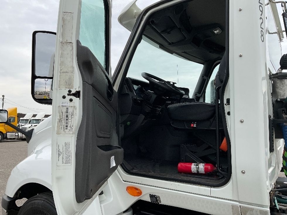 Day Cab Tractor-Heavy Duty Tractors-International-2019-LT625-Flint-MI-586,385\n\t\tmiles-$ 22,250 - Image 9