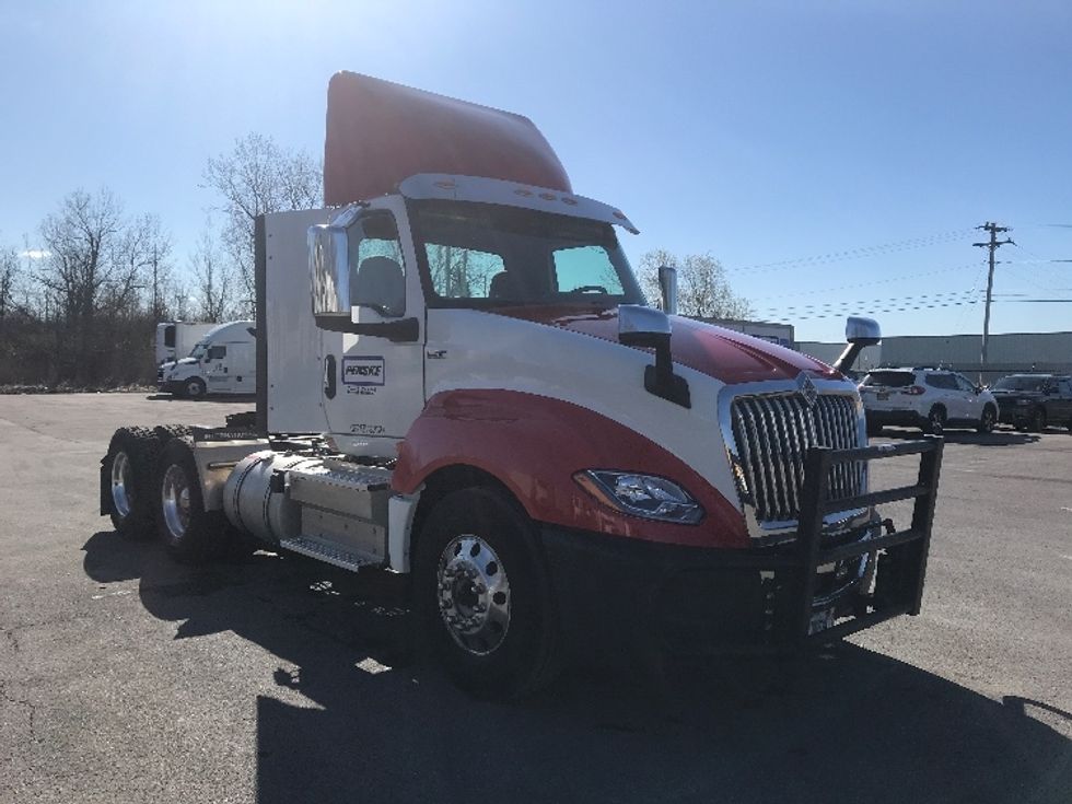 Day Cab Tractor-Heavy Duty Tractors-International-2019-LT625-Flower Mound-TX-621,168\n\t\tmiles-$ 20,750 - Image 1