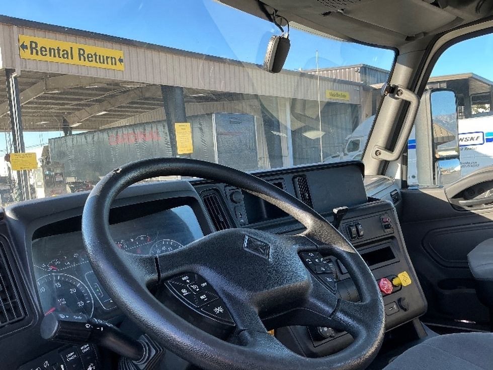 Day Cab Tractor-Heavy Duty Tractors-International-2019-LT625-Fontana-CA-114,750\n\t\tmiles-$ 26,000 - Image 10