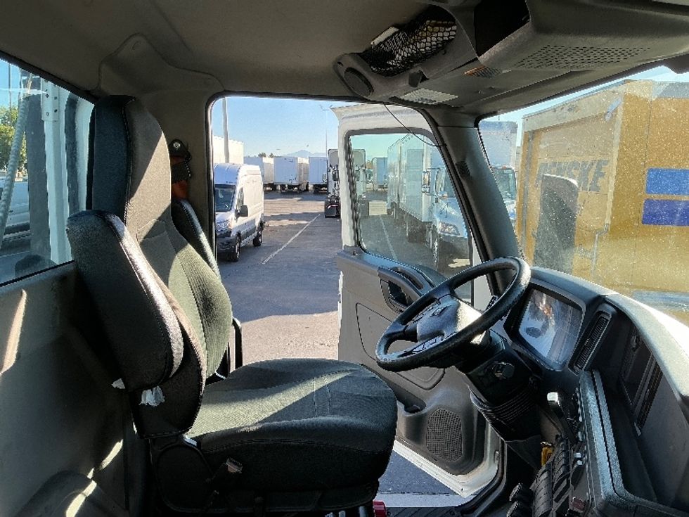 Day Cab Tractor-Heavy Duty Tractors-International-2019-LT625-Fontana-CA-114,750\n\t\tmiles-$ 26,000 - Image 14