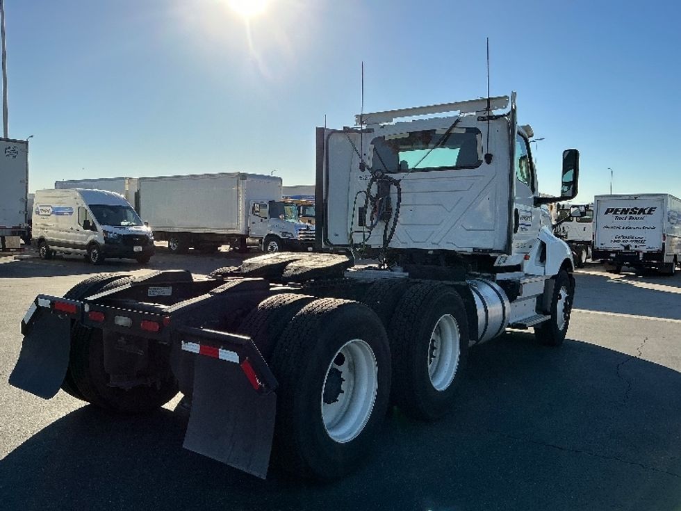 Day Cab Tractor-Heavy Duty Tractors-International-2019-LT625-Fontana-CA-114,750\n\t\tmiles-$ 26,000 - Image 7