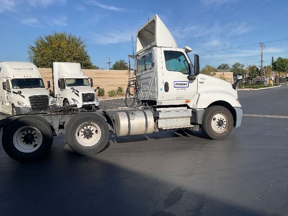 Day Cab Tractor-Heavy Duty Tractors-International-2019-LT625-Fontana-CA-173,830\n\t\tmiles-$ 30,750 - Image 8