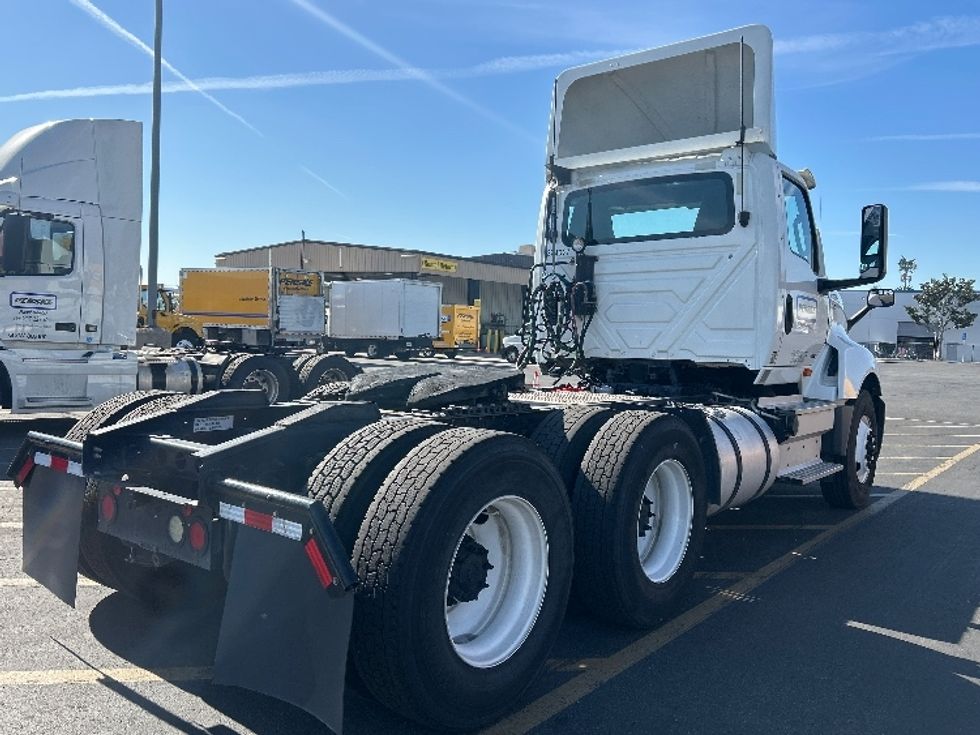 Day Cab Tractor-Heavy Duty Tractors-International-2019-LT625-Fontana-CA-181,468\n\t\tmiles-$ 30,250 - Image 7