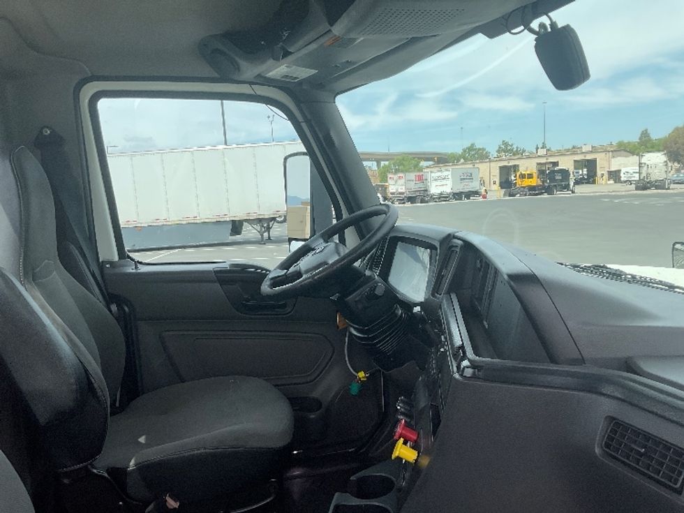 Day Cab Tractor-Heavy Duty Tractors-International-2019-LT625-Fontana-CA-230,481\n\t\tmiles-$ 27,750 - Image 14