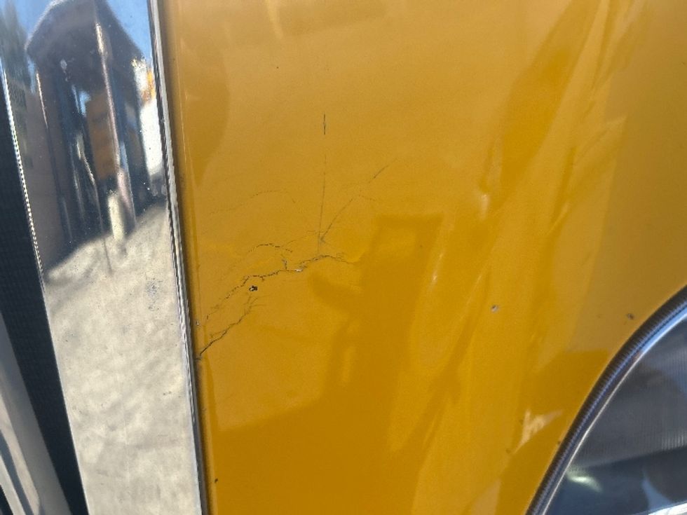 Day Cab Tractor-Heavy Duty Tractors-International-2019-LT625-Fontana-CA-236,482\n\t\tmiles-$ 24,750 - Image 21