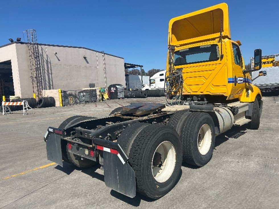 Day Cab Tractor-Heavy Duty Tractors-International-2019-LT625-Fontana-CA-236,482\n\t\tmiles-$ 24,750 - Image 7