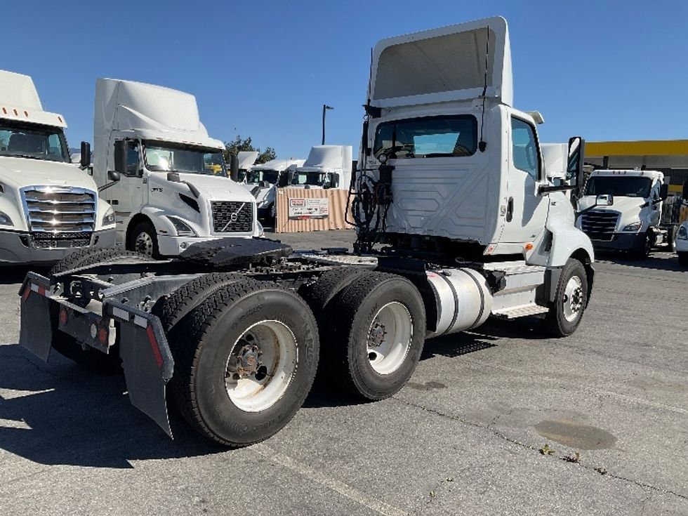 Day Cab Tractor-Heavy Duty Tractors-International-2019-LT625-Fontana-CA-237,458\n\t\tmiles-$ 36,000 - Image 7