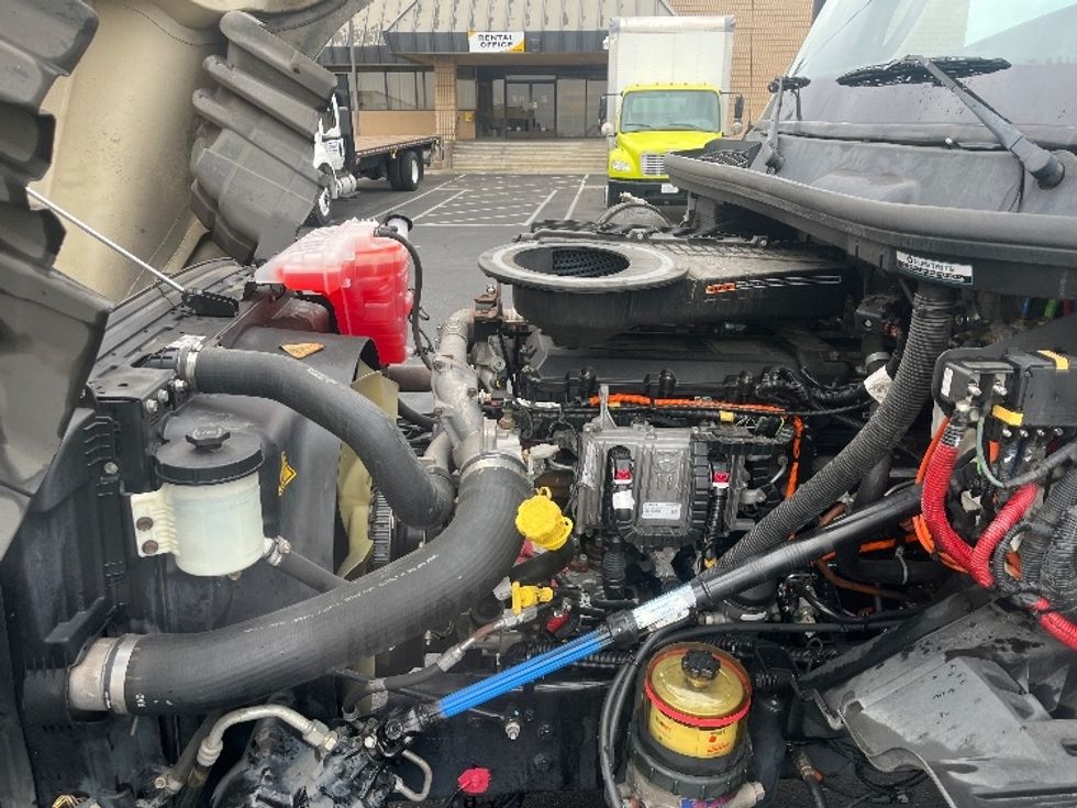 Day Cab Tractor-Heavy Duty Tractors-International-2019-LT625-Fontana-CA-264,357\n\t\tmiles-$ 30,750 - Image 16