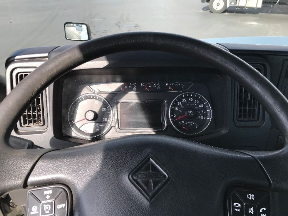 Day Cab Tractor-Heavy Duty Tractors-International-2019-LT625-Fontana-CA-266,752\n\t\tmiles-$ 39,250 - Image 11