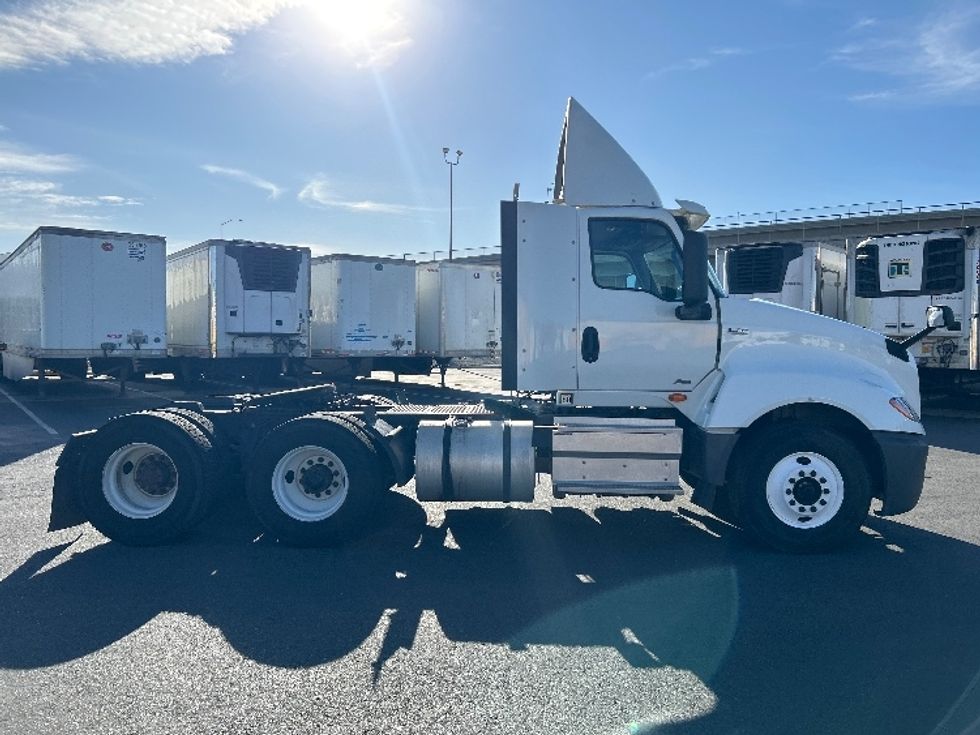 Day Cab Tractor-Heavy Duty Tractors-International-2019-LT625-Fontana-CA-269,592\n\t\tmiles-$ 39,250 - Image 8
