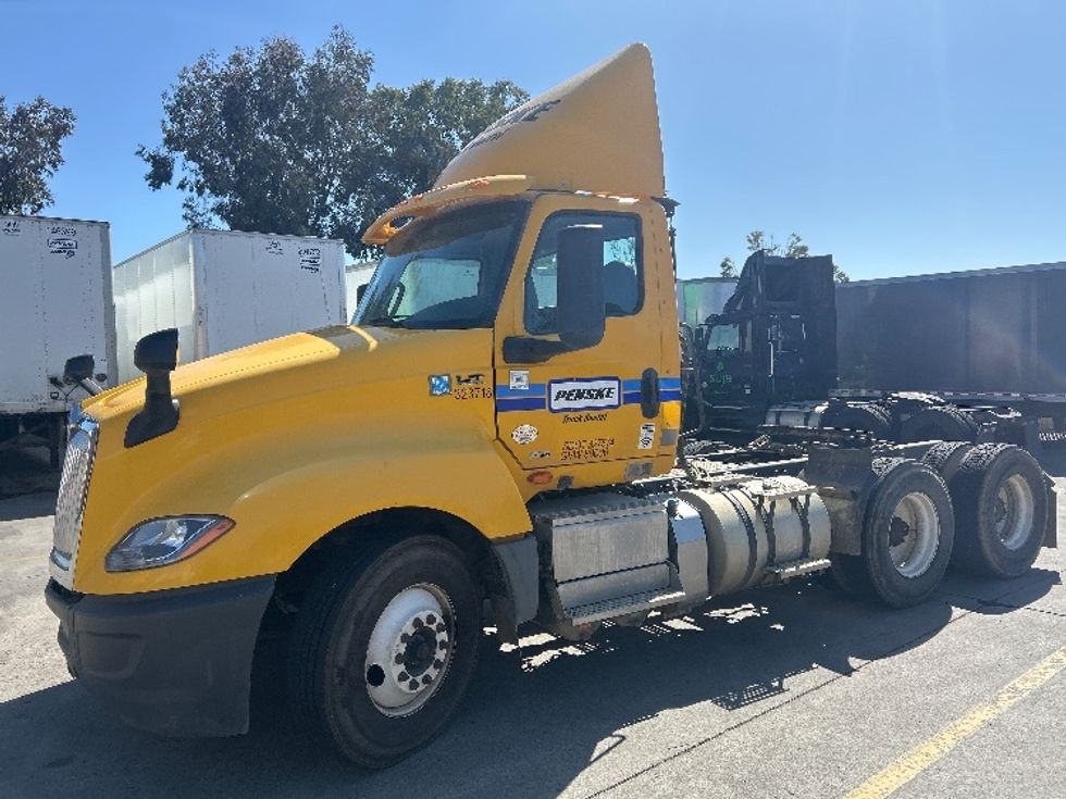 Day Cab Tractor-Heavy Duty Tractors-International-2019-LT625-Fontana-CA-274,433\n\t\tmiles-$ 24,750 - Image 3